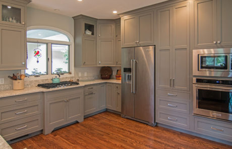 kitchen-remodel-after-traditional-painted-grey-st-helena-island-south-carolina
